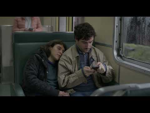 Filmbild: Un movimiento extraño